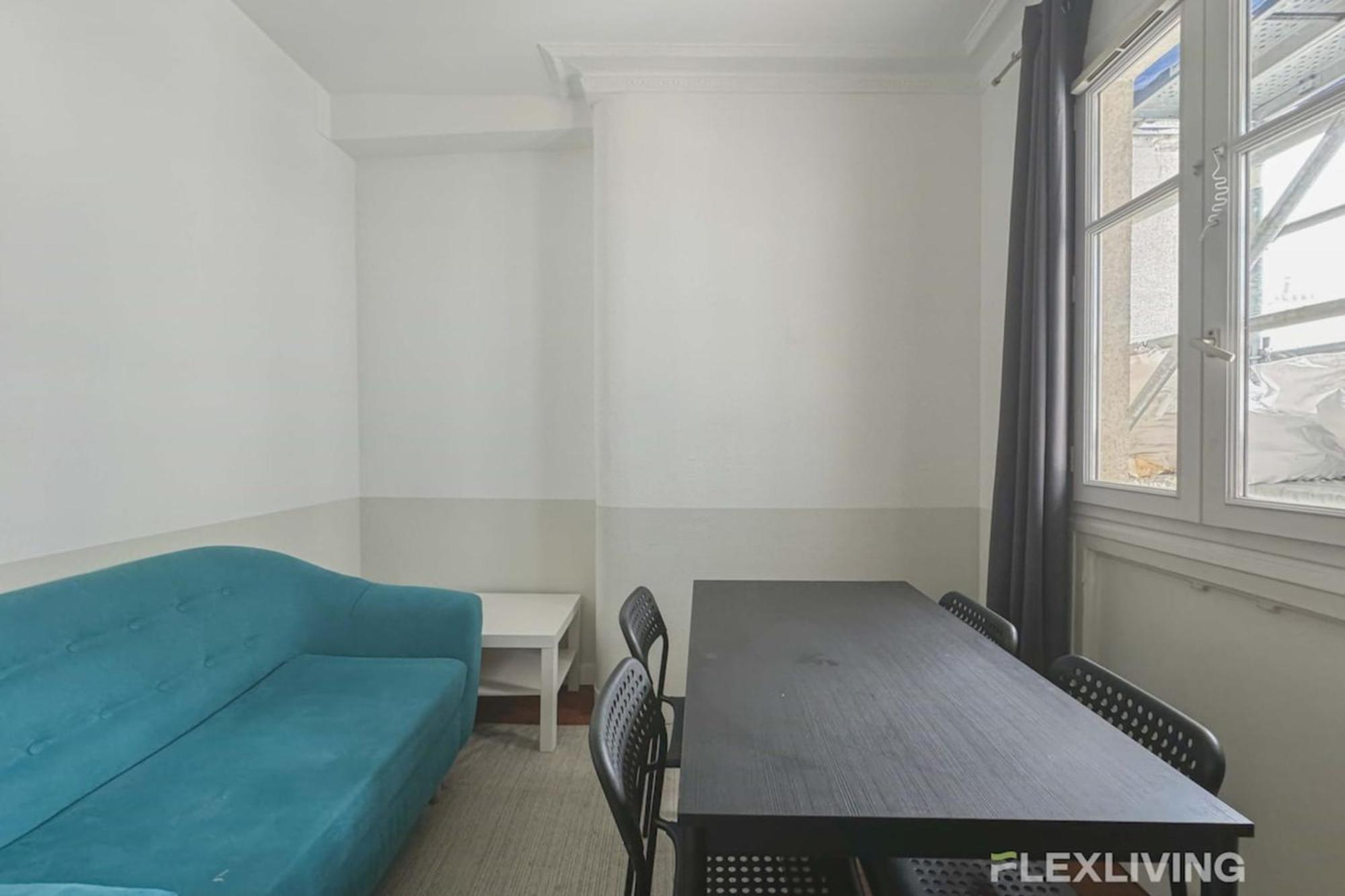 Flexliving - - Prague Paris